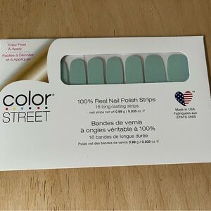Color Street Nail Polish Strips in “ Let’s Meet in Crete”